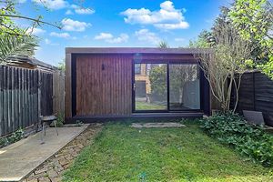 Garden Room- click for photo gallery